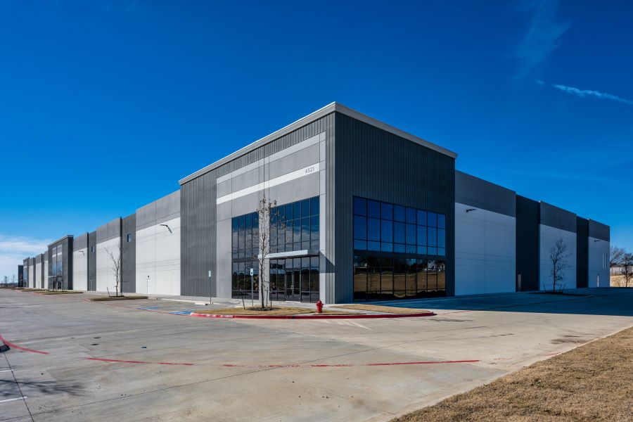 KBC Midlothian Gateway Logistics Center in Midlothian, TX was recently constructed by Talley Riggins Construction Group.